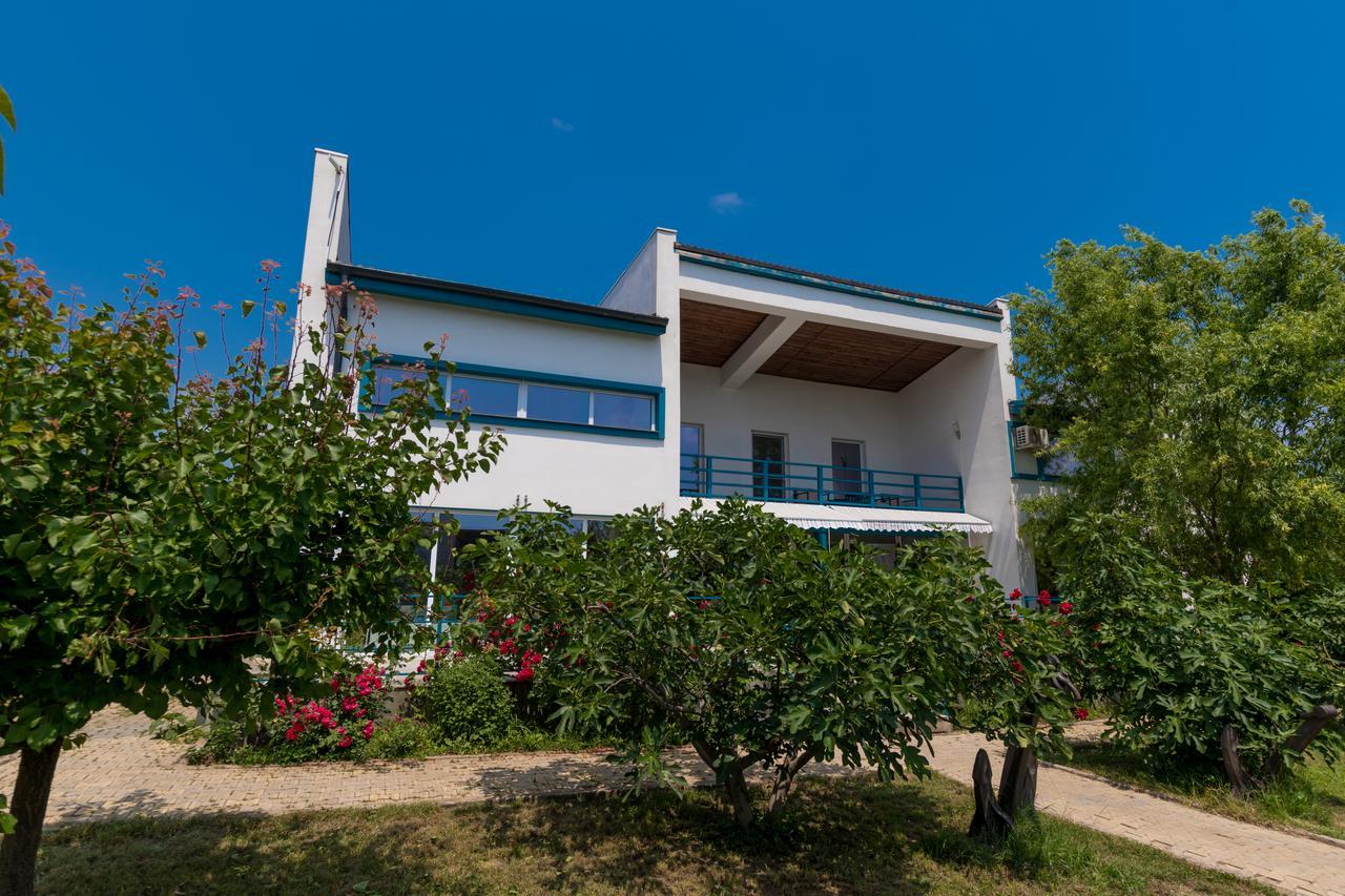 Seaman'S House Hotel Ваду Екстериор снимка